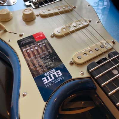 Fender American Elite Stratocaster - Sky Blue Burst Metallic