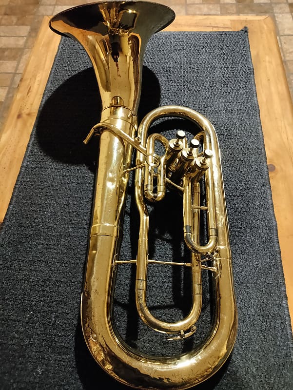 Olds Ambassador Baritone Horn. Removable Bell Reverb