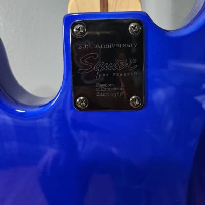 Squier 20th Anniversary P-bass - Blue image 5