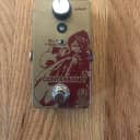 Walrus Audio Contraband Fuzz 2016 - 2017 Gold Sparkle / Red