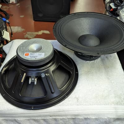 Matched Pair! JBL M115-8A 225 Watt 15" Bass/DJ/PA Speakers/Woofers - Look & Sound Excellent! image 1