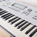 Yamaha Motif ES6 61 key piano keyboard synthesizer in good condition