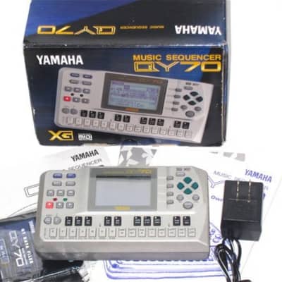 Yamaha QY 70 Audio Sequencer Midi