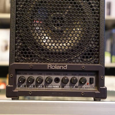 Roland CM-30 Cube Monitor 3-Channel 30-Watt 1x6.5