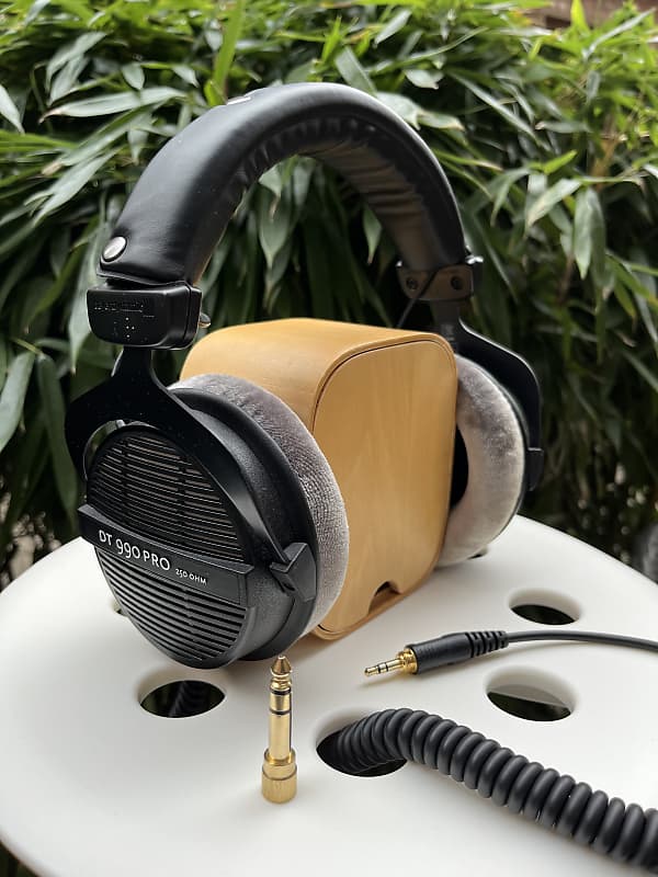 Beyerdynamic DT 990 Pro Headphones, 250 Ohm 2019 Black/Grey image 1
