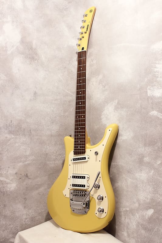 Yamaha SGV300 Flying Samurai Banana Yellow 2000 | Reverb UK