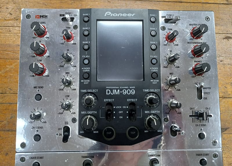 Pioneer DJM-909 2 Channel Mixer | Reverb