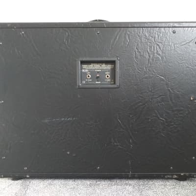 Bugera 212V-BK 2x12