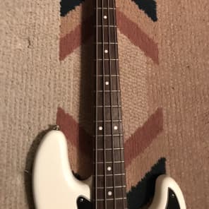 Fender Modern Player Jazz Bass Olympic White image 5