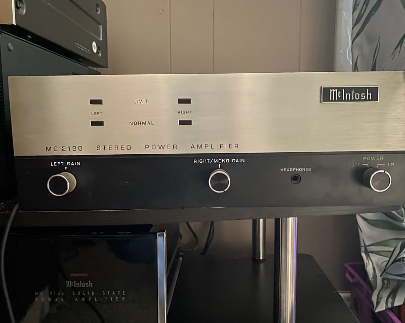 McIntosh MC2120 Stereo Power Amplifier