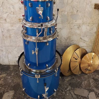 Ludwig Accent CS Custom 5-piece Drum Set with hardware Black Matte 