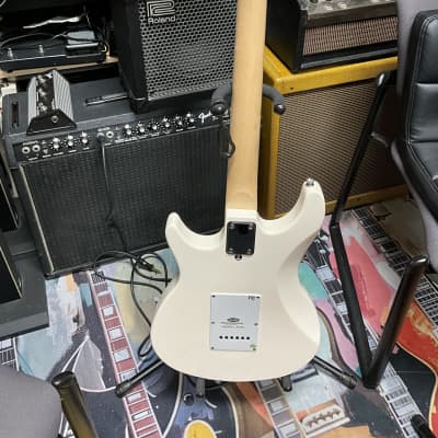 ギター Behringer USB Guitar iAXE 624 Centari Behringer | Product | iAXE624-BD