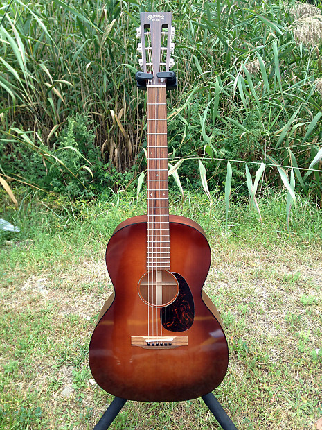 Martin slot head shop guitars