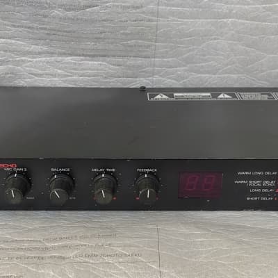 Roland RE-800 90's Digital Echo 1U Rack Effects - 220V | Reverb