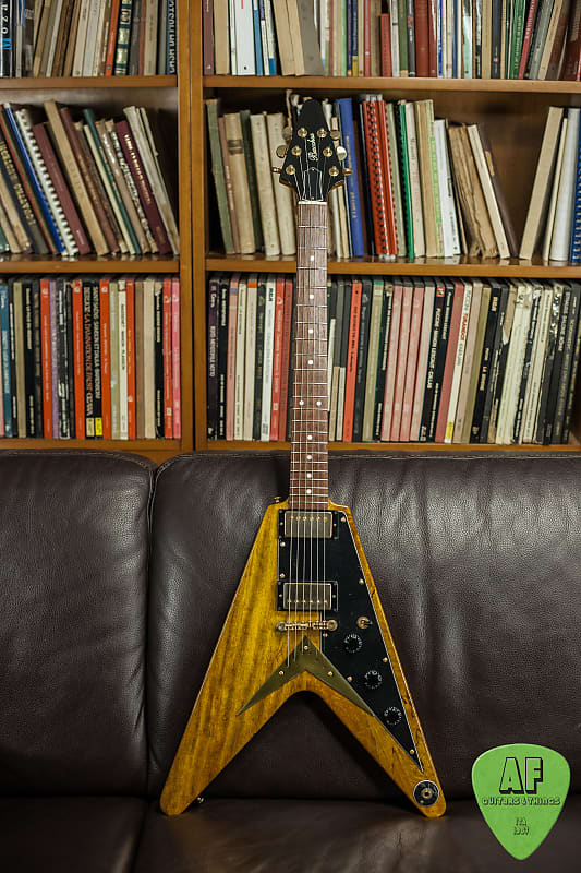 Bacchus Flying V BFC168 | GCV - Guitars Archives Project Site