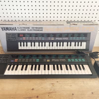 Yamaha PortaSound PSS-170 FM Synth 1986