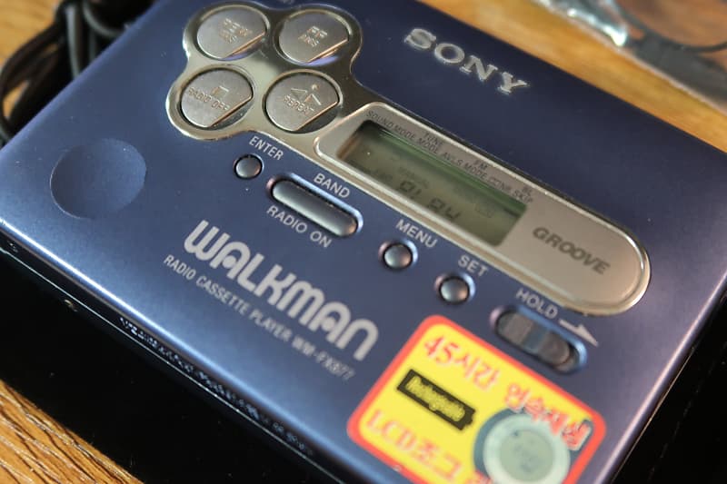 Sony WM-FX877 Walkman Cassette Player Blue with Remote