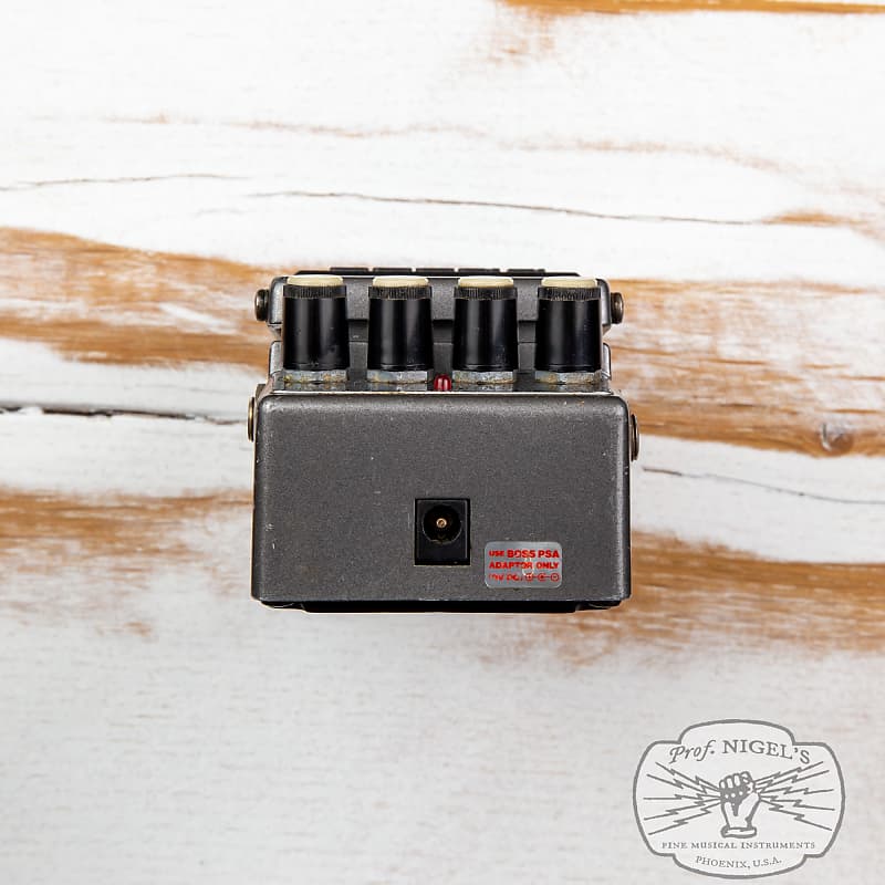 Boss RV-2 Digital Reverb | Reverb Canada
