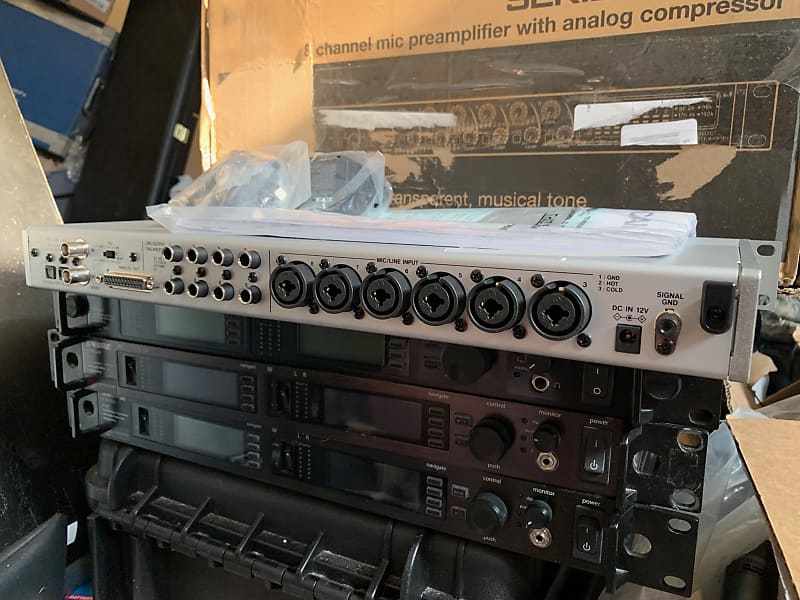 TASCAM 8p Dyna 8-Channel Microphone Preamplifier & Compressor Digital  Outputs ADAT Dual S/MUX Optical Ports Channel Strips