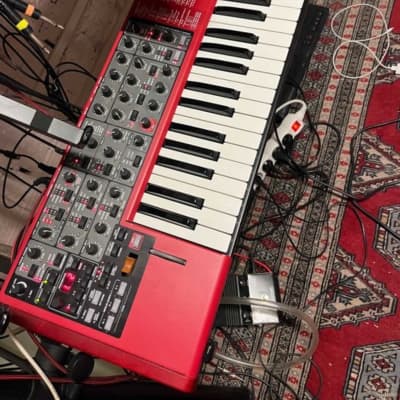 Nord Lead 4 49-Key 20-Voice Polyphonic Synthesizer 2013 - 2020 - Red