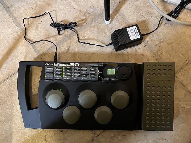 DOD Bass 30 1999 Black Reverb