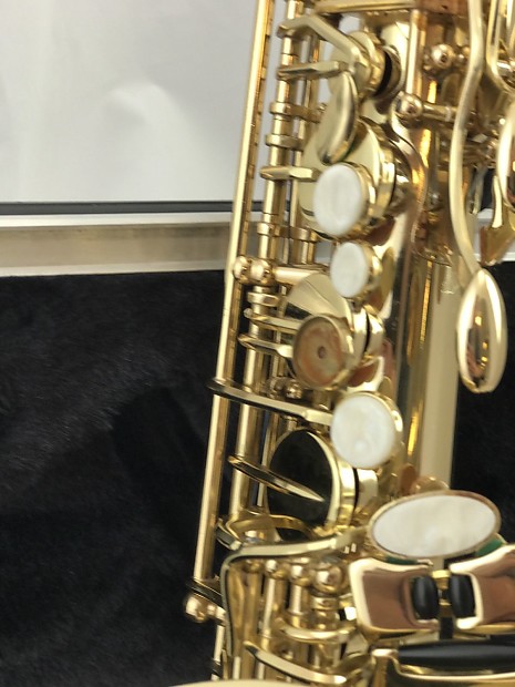 Earlham professional series 2 alto saxophone hot sale