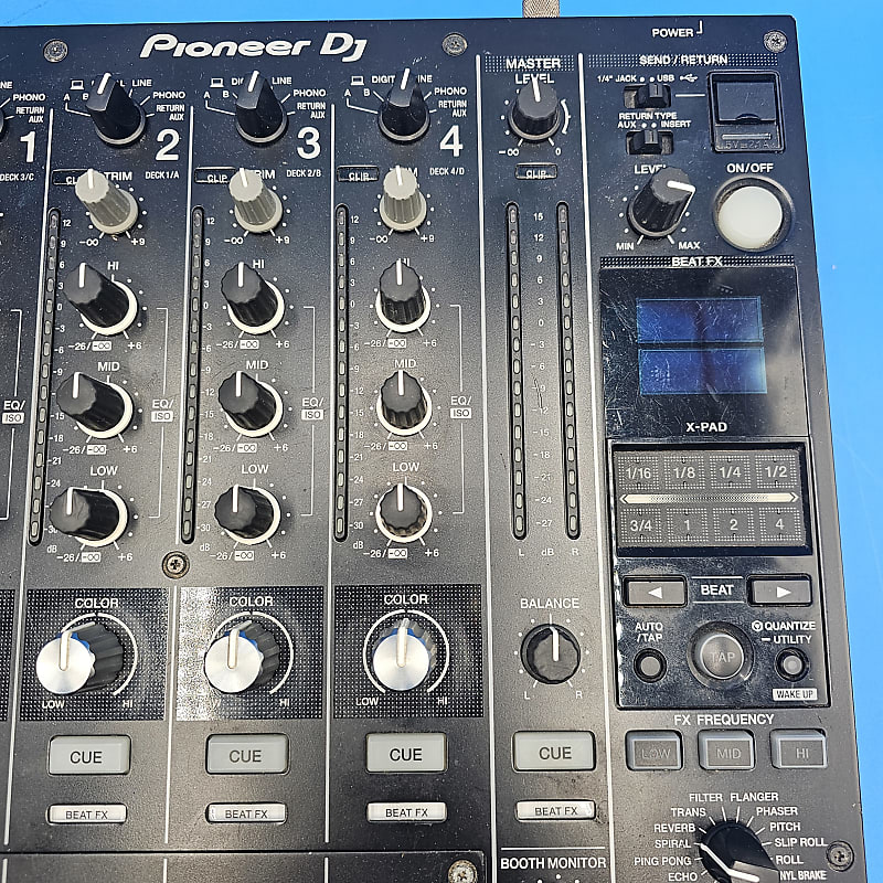 Pioneer DJM-900NXS2 4-channel DJ Mixer with Effects | Reverb