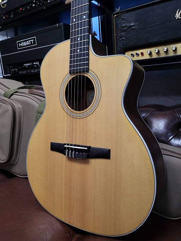 Taylor 214ce with ES2 Electronics 2021 Natural | Reverb