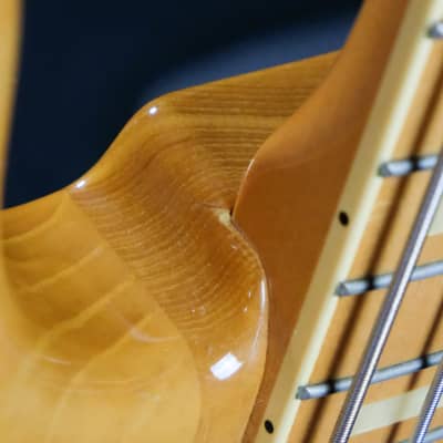 Fender Marcus Miller Jazz Bass MIJ w/ Roadrunner Hard Case image 13