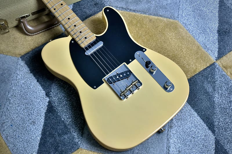 ギター Fender american vintage Telecaster 52 Fender American Vintage '52 Telecaster Butterscotch Blonde