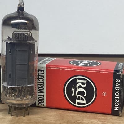 RCA 12BH7A Black Plate D Getter TV7-D/U Tests NOS 78/78 1957 RCA 12BH7A Black Plate D Getter TV7-D/U Tests NOS 78/78 1957