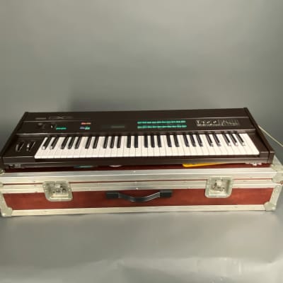 Yamaha DX 9 ca 1983-86 KULT im Flightcase guter Zustand Synthi 1983 - 1986 - schwarz