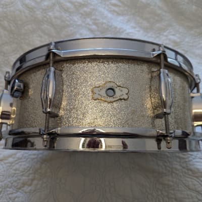 Camco Oaklawn 5x14, 8-lug snare 1960's - sparkle image 1