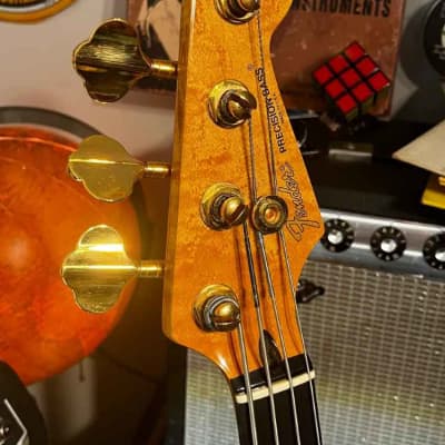 Fender Custom Shop 40th Anniversary Precision Bass Quilted Maple 1991 - Amber image 6