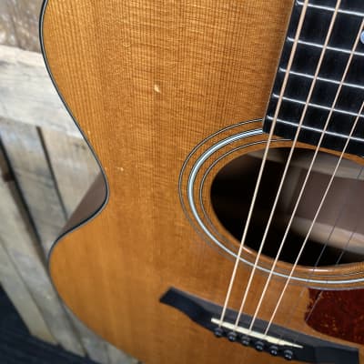 Taylor 314-ce Acoustic Guitar (pickup doesn't work) image 5