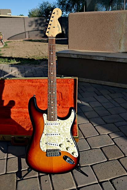 RARE FENDER STRATOCASTER BONNIE RAITT SIGNATURE MODEL