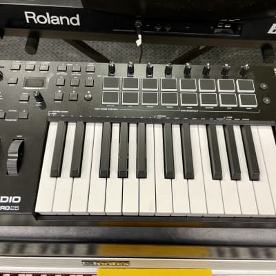 M-Audio OXYGEN PRO 25+ IMBALLO