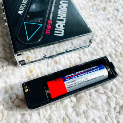 Sony WM-100 Walkman Cassette Player, RARE Excellent Black ! Working ! image 8