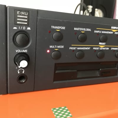 E-MU Systems ESI 4000 Rackmount 128-Voice Digital Sampler 1998 - 2000 - Black