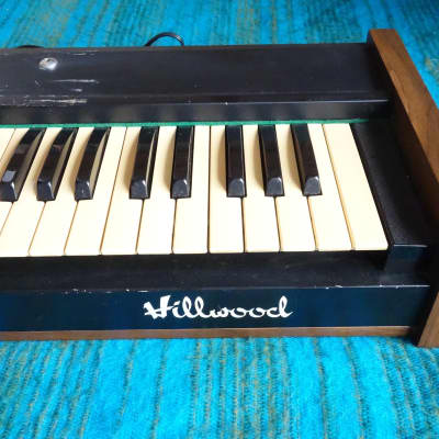 Hillwood エレクトリックピアノC-1A ヴィンテージ 美品です。 Hillwood C-1A Electric Piano Rare 70's Japan Vintage Analog