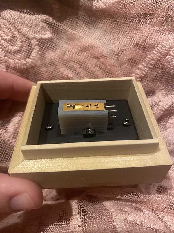 Koetsu (光悦)  Onyx Platinum Cartridge New  			