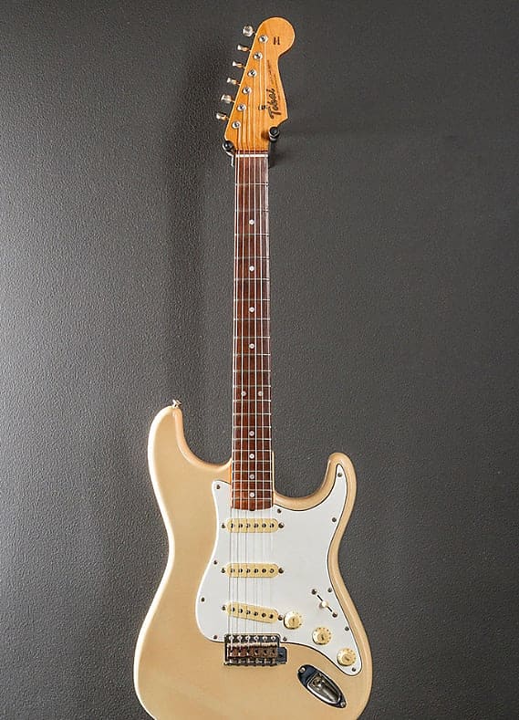 Tokai ST-60 1982 - Olympic White Goldstar Sound Stratocaster