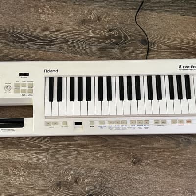 Roland AX-09 Lucina 37-Key Keytar Synthesizer 2010 - 2012 - White