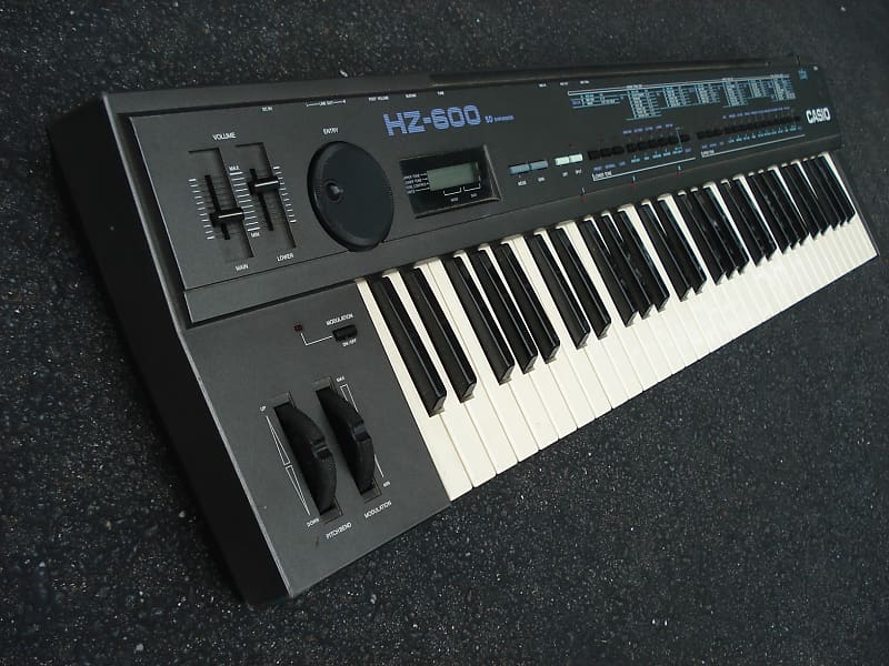 Casio HZ-600 SD 61-Key Synthesizer | Reverb