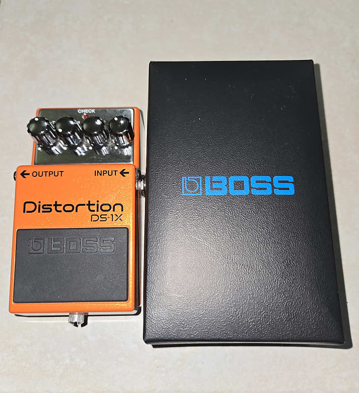 Boss DS-1X Distortion