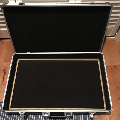 Blackbird Pedalboards 1220 Tweed Tolex With ATA Case 2014 - Tweed image 1