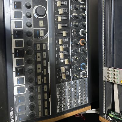 Arturia MiniBrute 2S Desktop Synthesizer 2018 - Present - Black