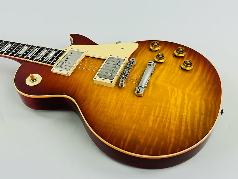 2016 Gibson Custom Shop Collector's Choice #39 1959 Les Paul Aged Minnesota  Burst > Guitars Electric Solid Body