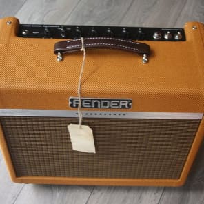 Fender  "Limited Edition Bassbreaker 15W in Lacquered Tweed with Celestion Greenback" imagen 1