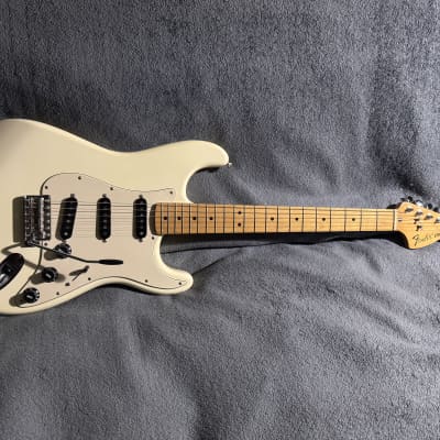 Fender Classic Series '70s Stratocaster | Reverb